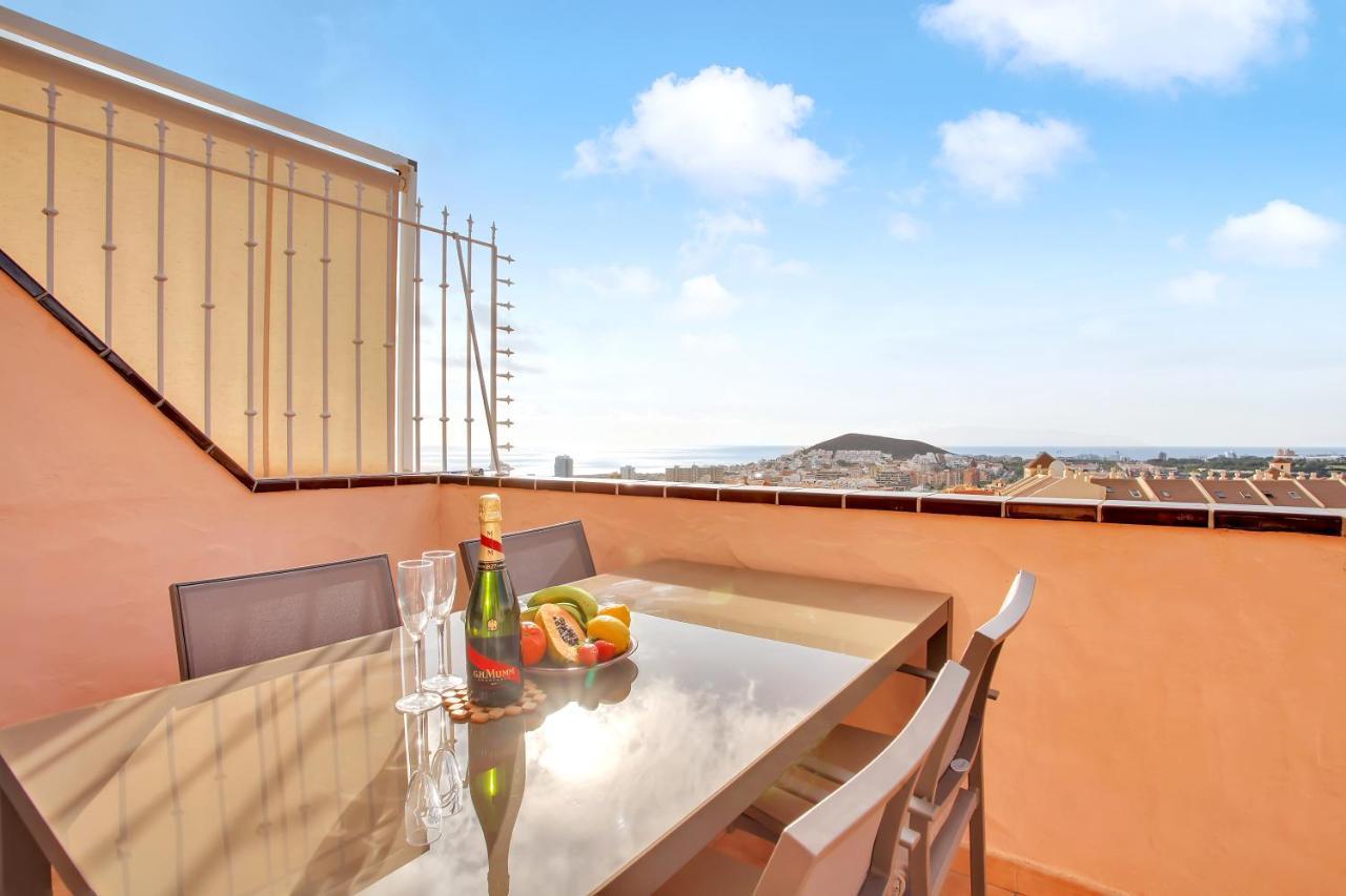 Top Floor, Sea View, Huge Terrace, Heated Pool, Garage Лос Кристианос Екстериор снимка