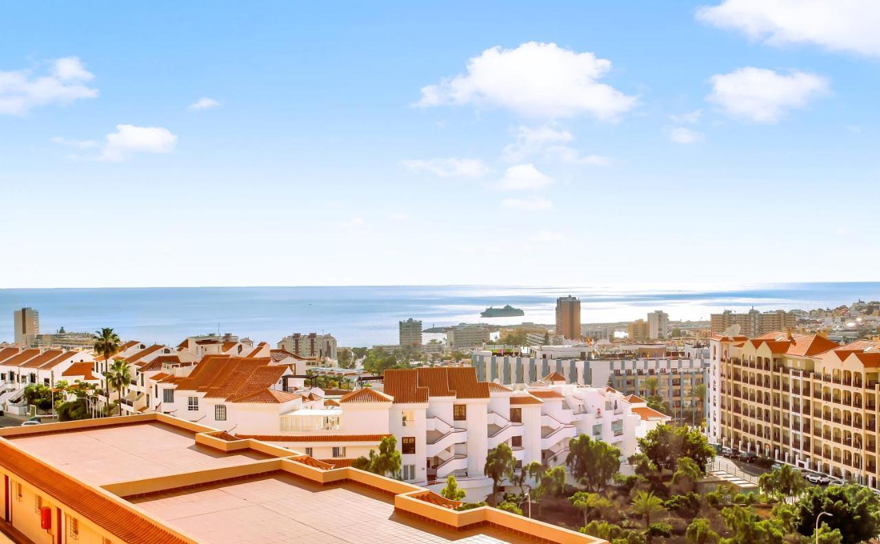 Top Floor, Sea View, Huge Terrace, Heated Pool, Garage Лос Кристианос Екстериор снимка